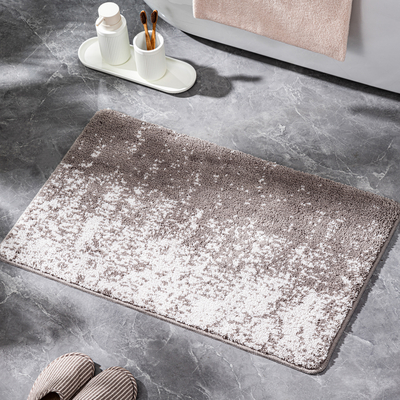 Plancher de salle de bains moderne avec un motif solide pour votre salle de bains